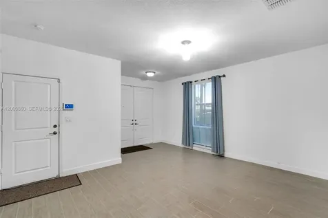 5113 NW 52nd Street Tamarac FL 33319