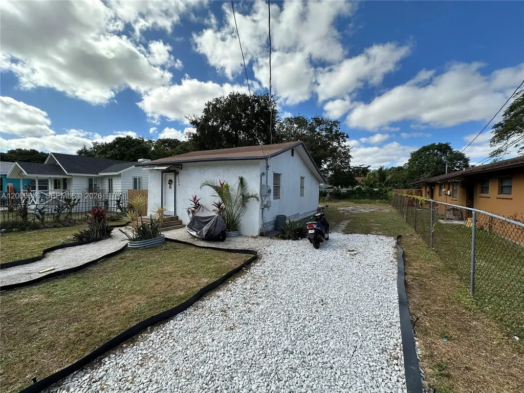 5646 NW 3rd Avenue Miami FL 33127
