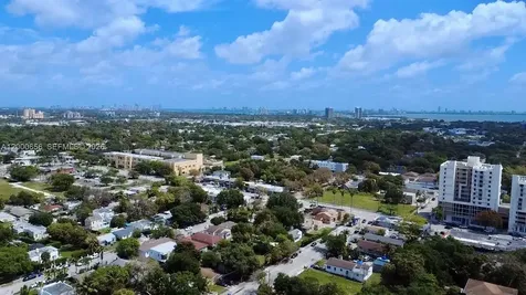 5646 NW 3rd Avenue Miami FL 33127