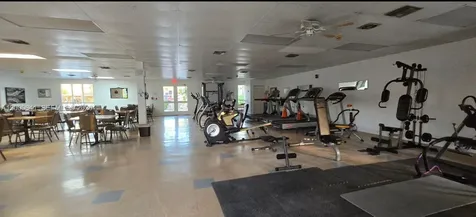 16900 NE 14 Miami FL 33162