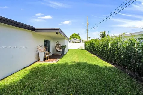 18361 NE 20th Place North Miami Beach FL 33179
