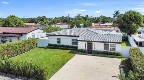18361 NE 20th Place North Miami Beach FL 33179