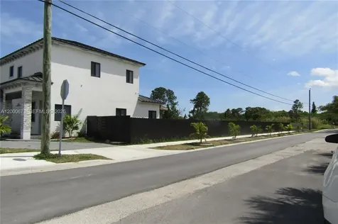 11998 SW 232nd Street Miami FL 33170