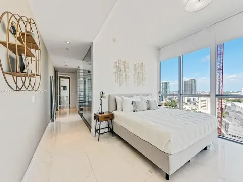 1100 Biscayne Boulevard Miami FL 33132