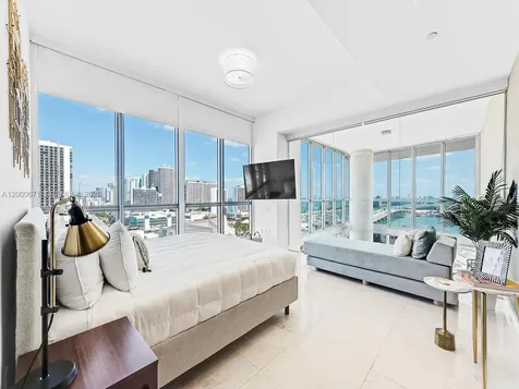 1100 Biscayne Boulevard Miami FL 33132
