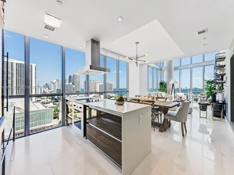 1100 Biscayne Boulevard Miami FL 33132