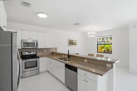 9777 NW 8th Terrace Miami FL 33172
