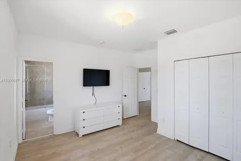 9777 NW 8th Terrace Miami FL 33172