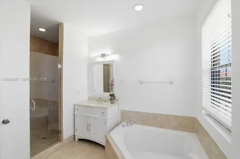 9777 NW 8th Terrace Miami FL 33172
