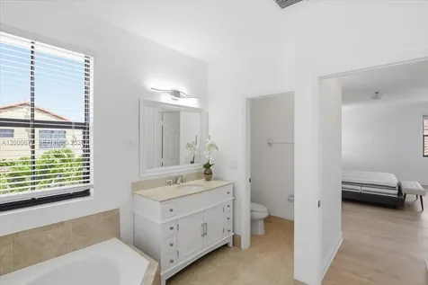9777 NW 8th Terrace Miami FL 33172