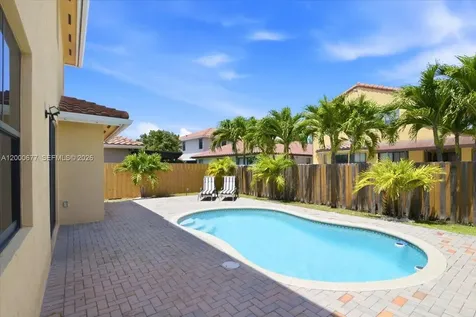 9777 NW 8th Terrace Miami FL 33172