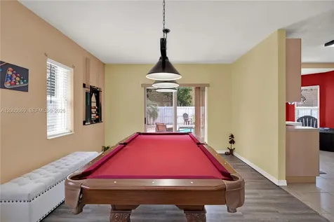 2064 NE 35th Avenue Homestead FL 33033