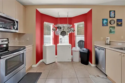2064 NE 35th Avenue Homestead FL 33033