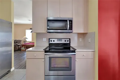 2064 NE 35th Avenue Homestead FL 33033