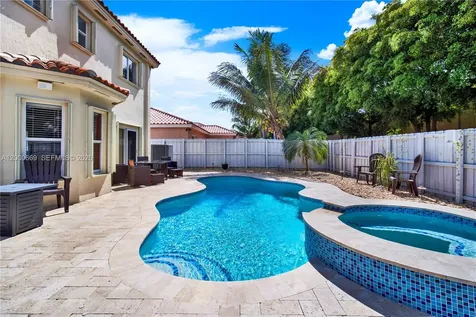 2064 NE 35th Avenue Homestead FL 33033