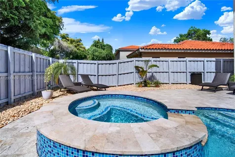 2064 NE 35th Avenue Homestead FL 33033