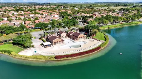 2064 NE 35th Avenue Homestead FL 33033