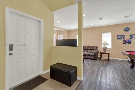 2064 NE 35th Avenue Homestead FL 33033