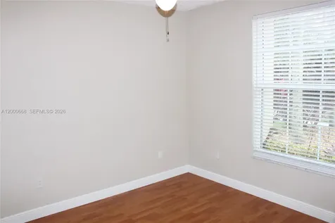 1325 NW 192nd Terrace Pembroke Pines FL 33029