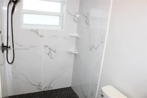 1325 NW 192nd Terrace Pembroke Pines FL 33029
