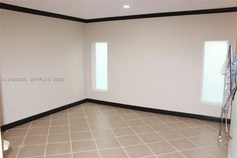 1325 NW 192nd Terrace Pembroke Pines FL 33029