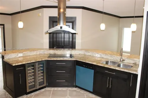 1325 NW 192nd Terrace Pembroke Pines FL 33029