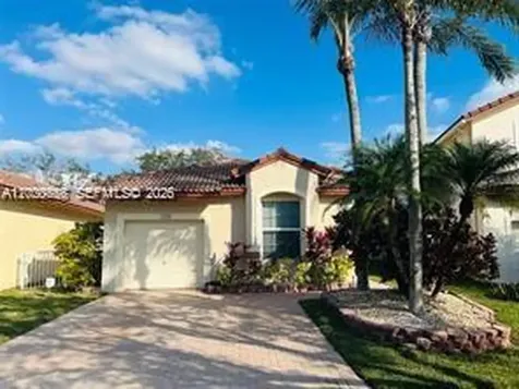 1325 NW 192nd Terrace Pembroke Pines FL 33029