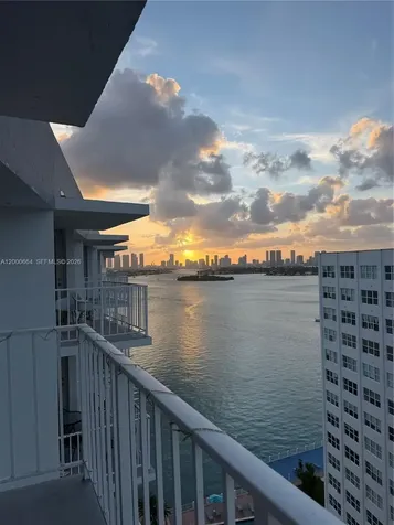 1228 West Avenue Miami Beach FL 33139