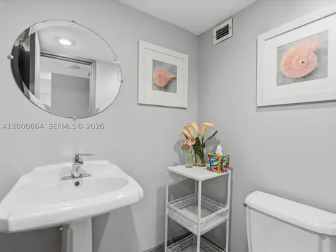 1228 West Avenue Miami Beach FL 33139