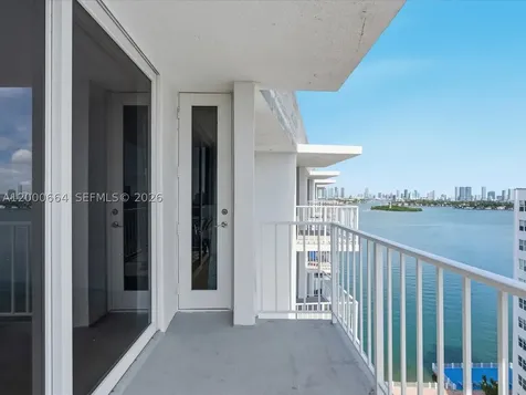 1228 West Avenue Miami Beach FL 33139