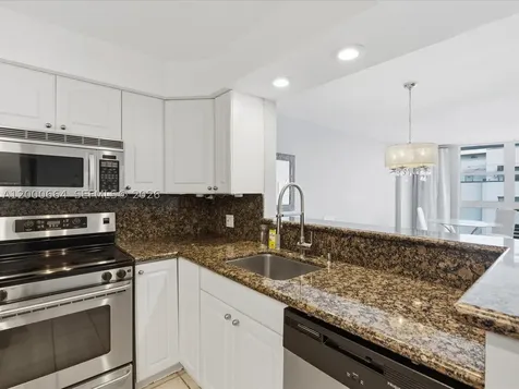 1228 West Avenue Miami Beach FL 33139
