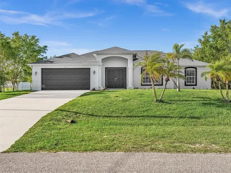 2022 NW 9th Terrace Cape Coral FL 33993