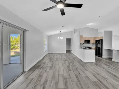 2022 NW 9th Terrace Cape Coral FL 33993