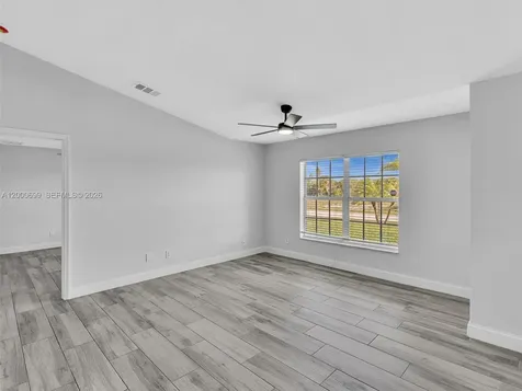 2022 NW 9th Terrace Cape Coral FL 33993