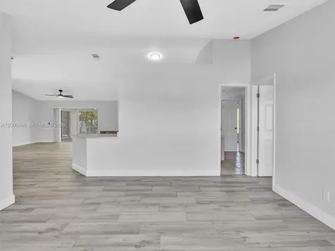 2022 NW 9th Terrace Cape Coral FL 33993