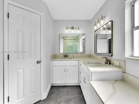 2022 NW 9th Terrace Cape Coral FL 33993