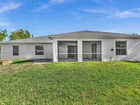 2022 NW 9th Terrace Cape Coral FL 33993
