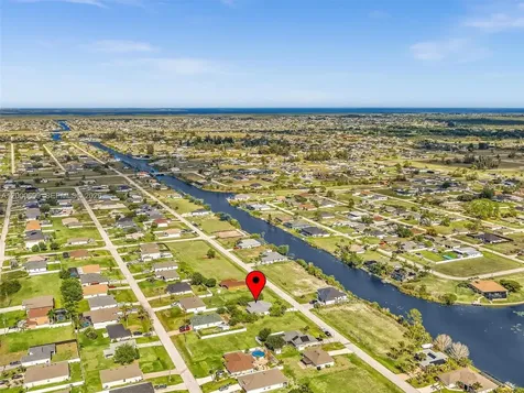 2022 NW 9th Terrace Cape Coral FL 33993