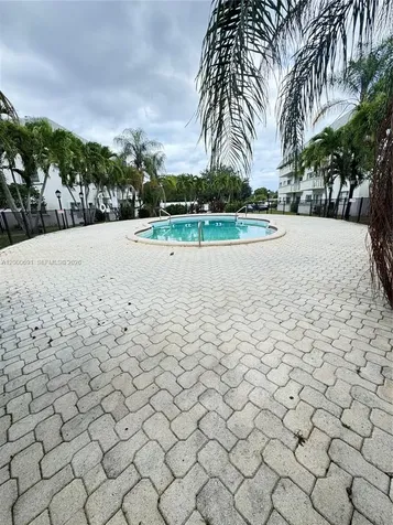 15201 NE 6th Avenue Miami FL 33162