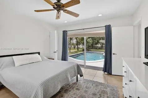 292 SW 52nd Avenue Plantation FL 33317