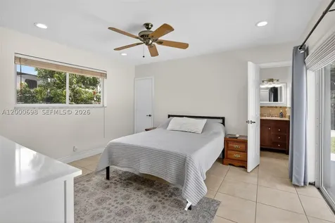 292 SW 52nd Avenue Plantation FL 33317