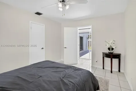 292 SW 52nd Avenue Plantation FL 33317