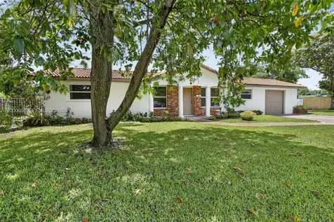 292 SW 52nd Avenue Plantation FL 33317