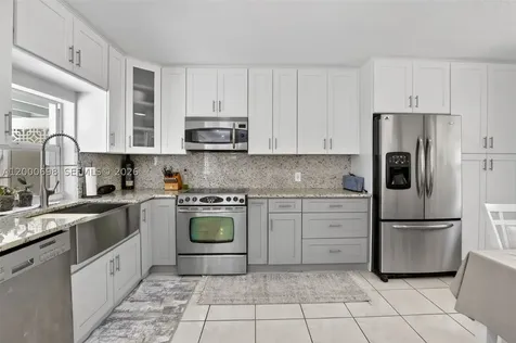 292 SW 52nd Avenue Plantation FL 33317