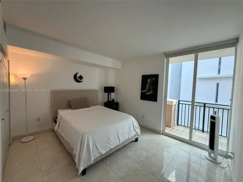 17555 Atlantic Boulevard Sunny Isles Beach FL 33160