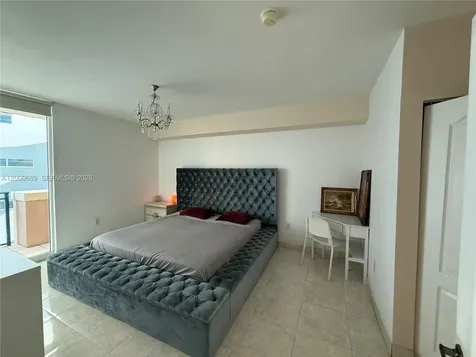 17555 Atlantic Boulevard Sunny Isles Beach FL 33160