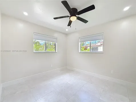 1979 NE 176 North Miami Beach FL 33162