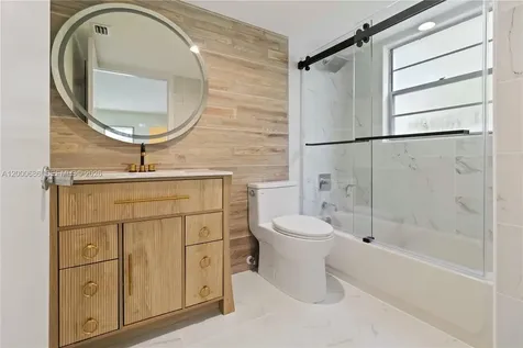 1805 Eleuthera Point Coconut Creek FL 33066