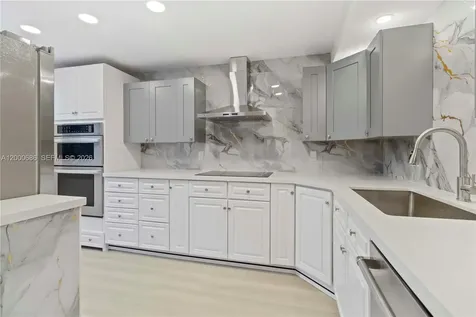 1805 Eleuthera Point Coconut Creek FL 33066