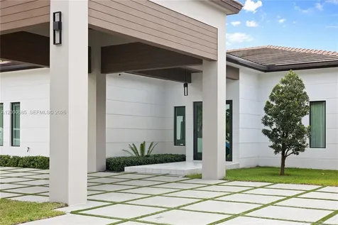 80 NW 129th Avenue Miami FL 33182